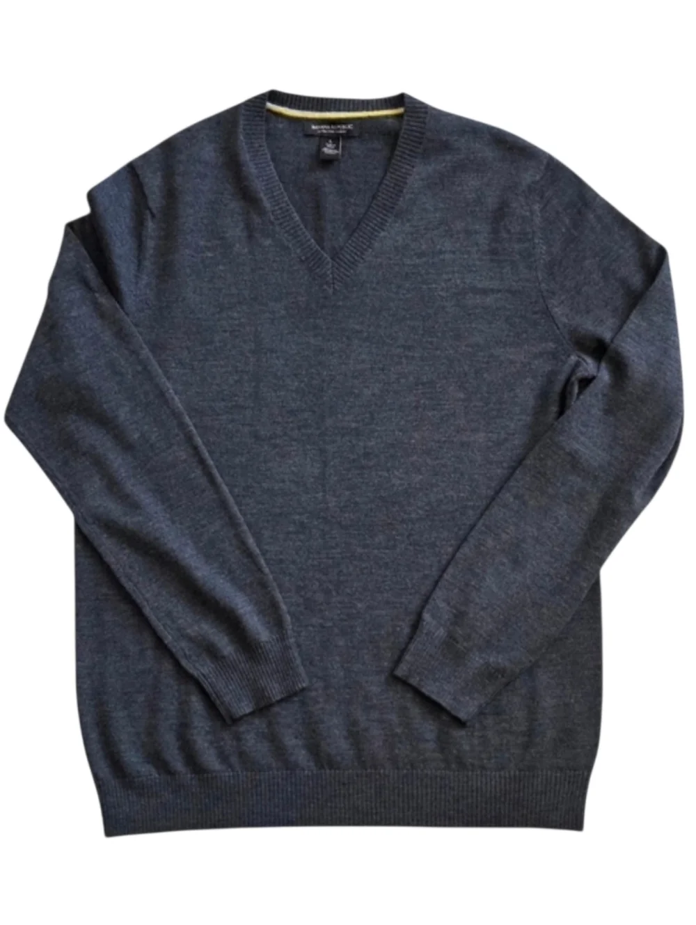 Banana Republic Merino Wool Large‎ Gray V Neck Sweater Extra Fine Soft